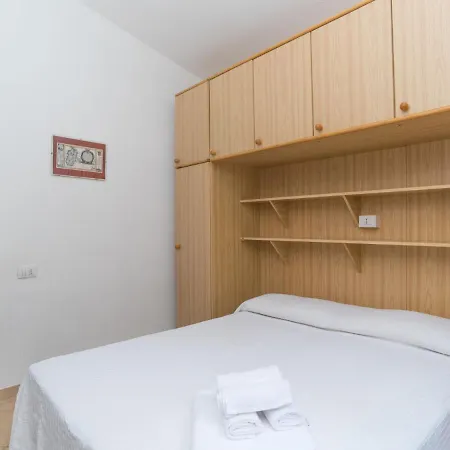 Valle Degli Oleandri - Rei185 By Interhome *