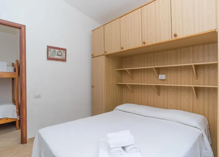 Valle Degli Oleandri - Rei185 By Interhome *